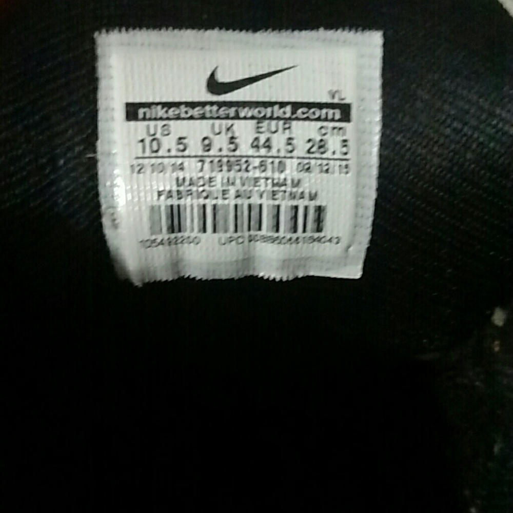 Nike cleats - Picture 4 of 4